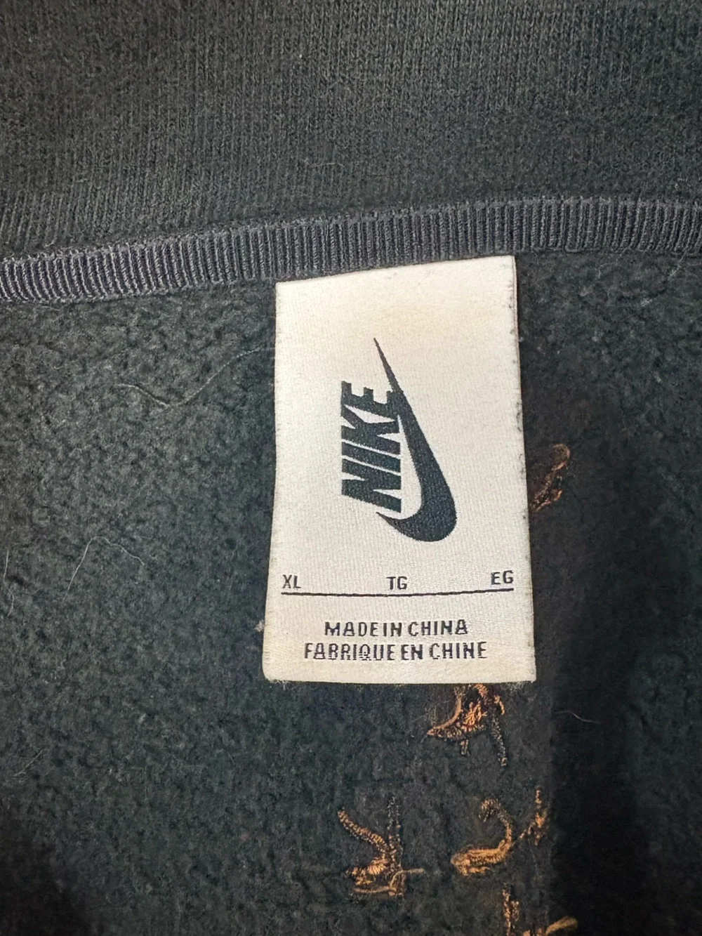 Nike x cactus Jack Men’s Black Crewneck Hoodie with Cream Utility Pockets - Picture 3 of 7